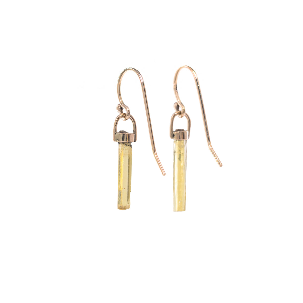 Heliodor 2.65 carat 14K gold crystal earrings, detail view