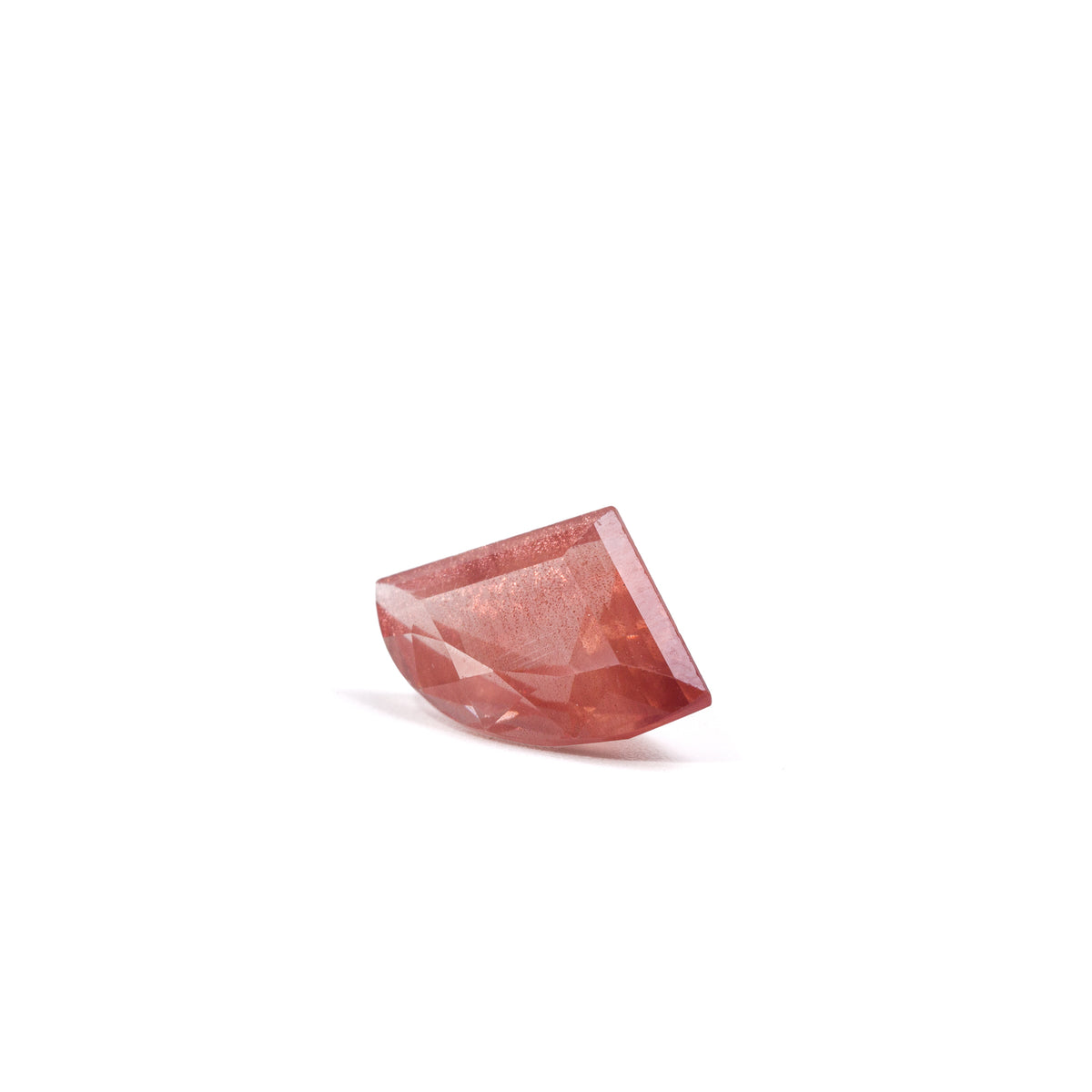Additional view of asymmetrical Oregon Sunstone faceting