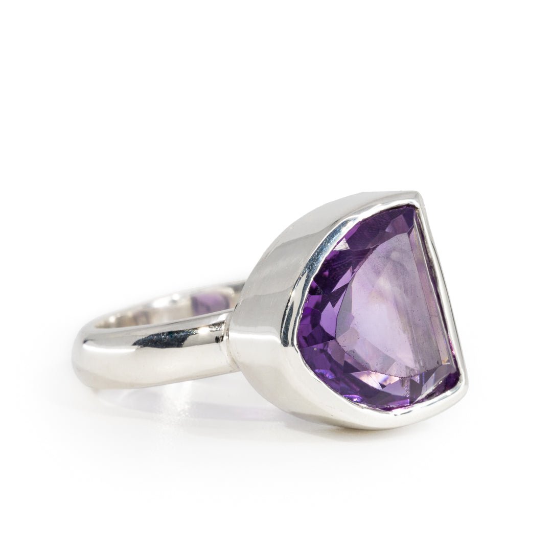 Amethyst 5.6 Carat Sterling Silver Handcrafted Gemstone Ring - LLO-035 - Crystalarium