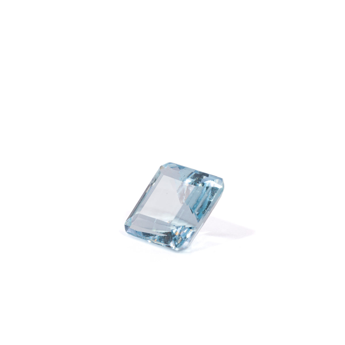 Square step-cut Aquamarine gemstone, angled view