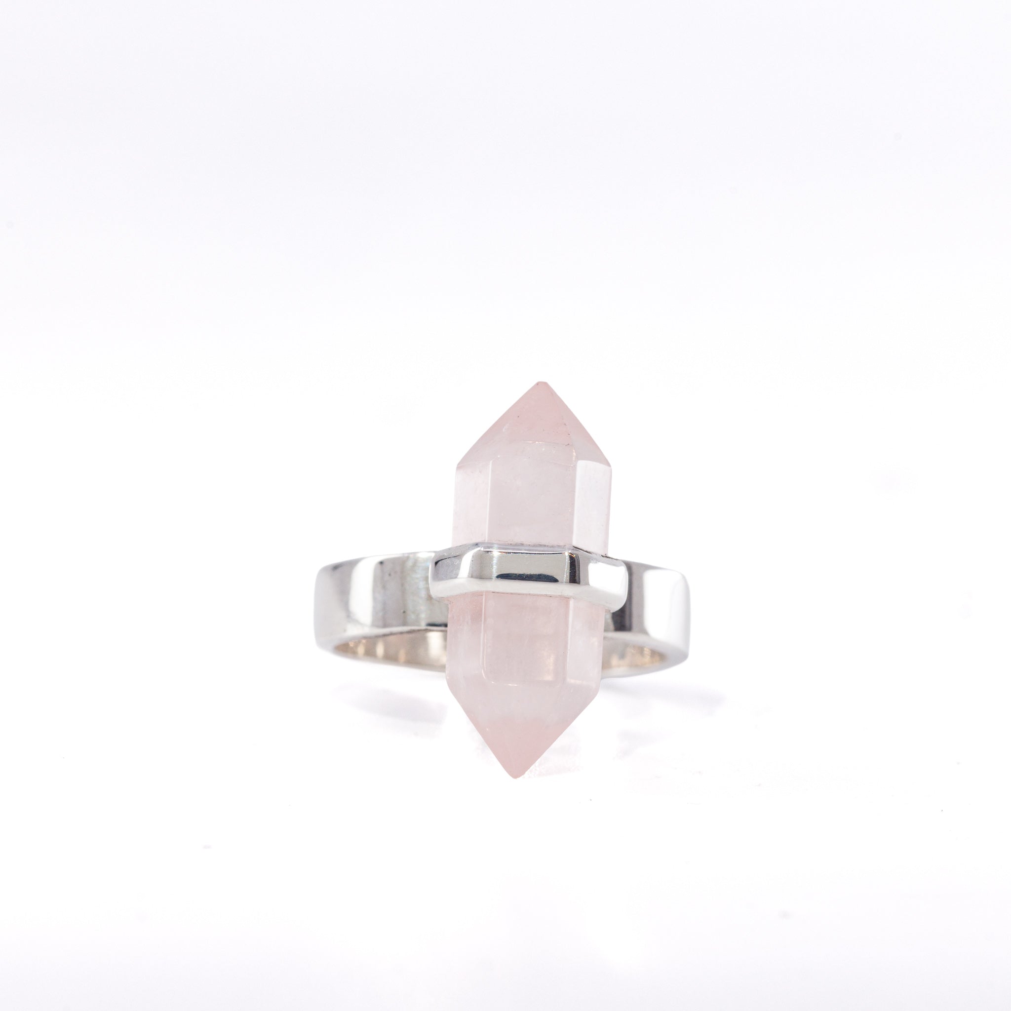 Front view of Rose Quartz polished crystal Sterling Silver ring JJO-214