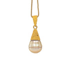Front view of Tahitian South Sea Pearl 22K pendant TO-117