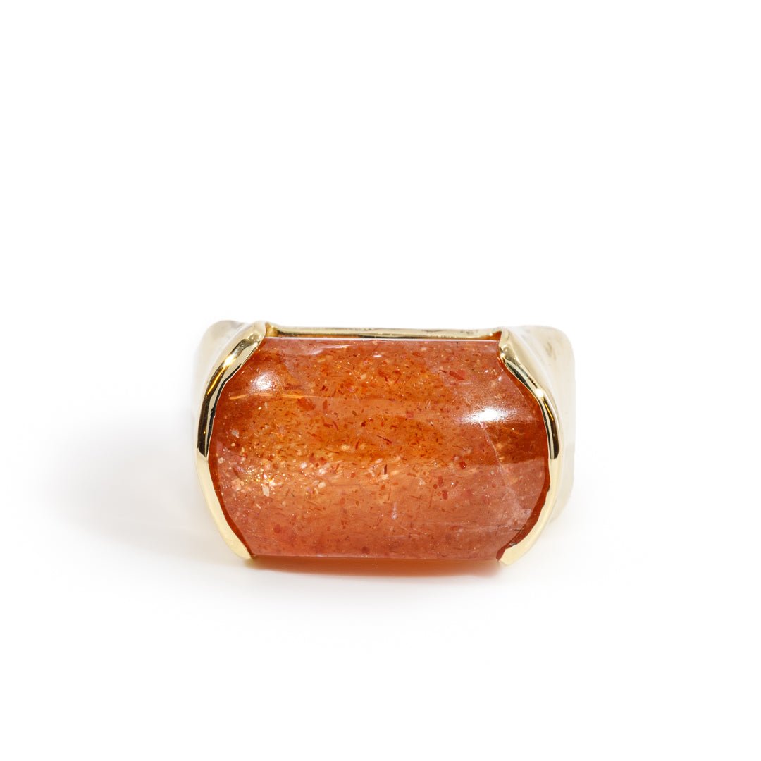 Sunstone 13.38 Carat Cabochon 18k Handcrafted Gemstone Ring - DDO-108 - Crystalarium