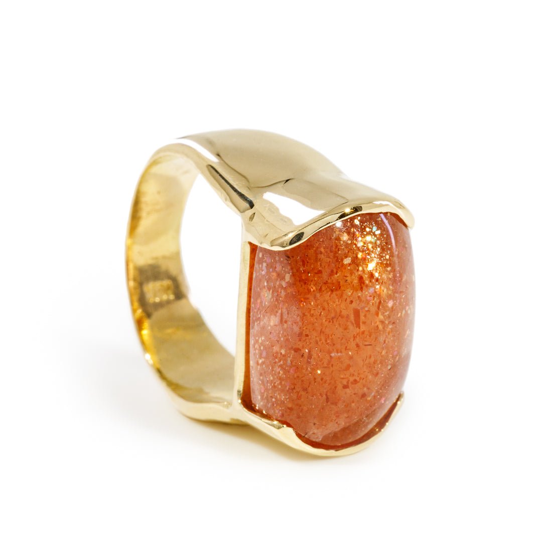 Sunstone 13.38 Carat Cabochon 18k Handcrafted Gemstone Ring - DDO-108 - Crystalarium