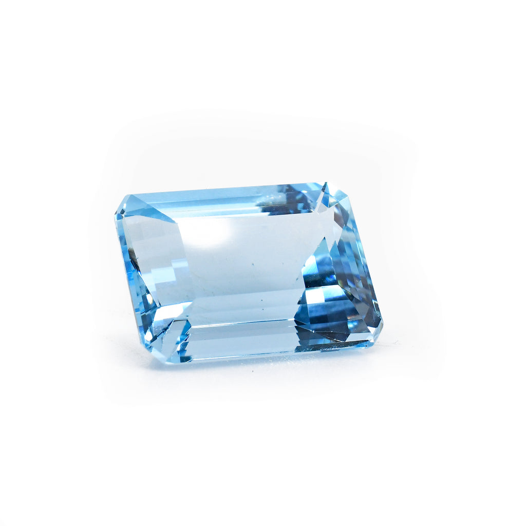 Aquamarine 14.75mm 9.1ct Faceted Gemstone - 12-015 - Crystalarium