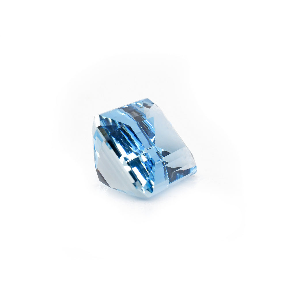 Aquamarine 14.75mm 9.1ct Faceted Gemstone - 12-015 - Crystalarium