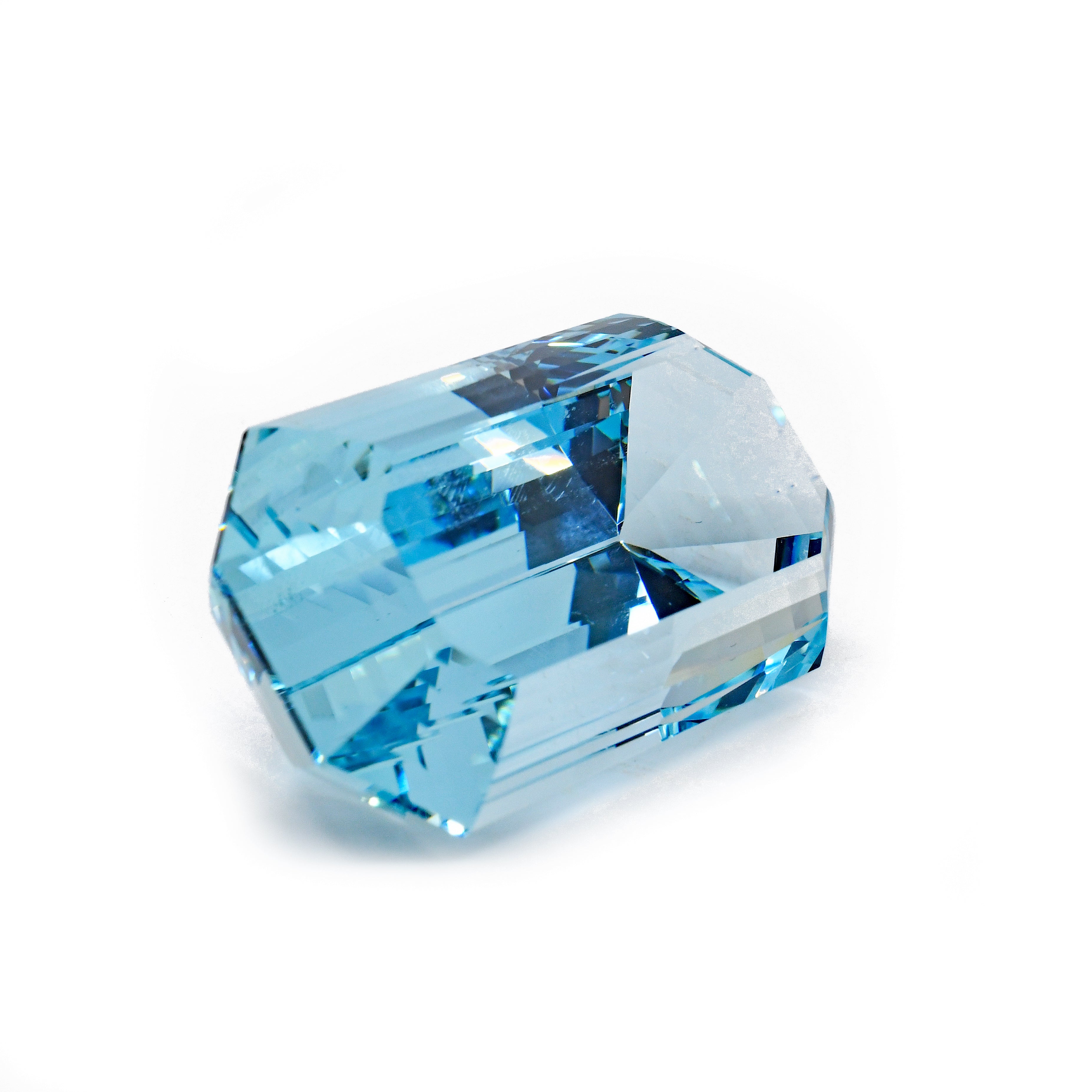 Aquamarine 37.7 mm 105.5 carat Natural Faceted Gemstone - Brazil - PV-129 - Crystalarium
